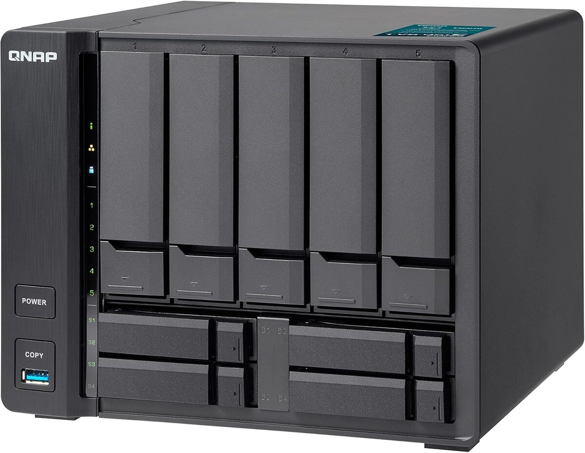 Test du NAS QNAP TVS-951X : performance et connectivité